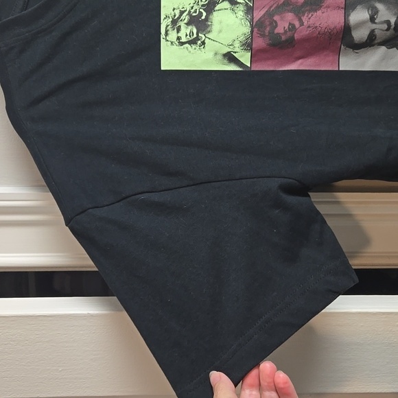 Taylor Swift The Eras Tour T-Shirt Official Concert Cities 2023-2024-Size Medium - Picture 3 of 12